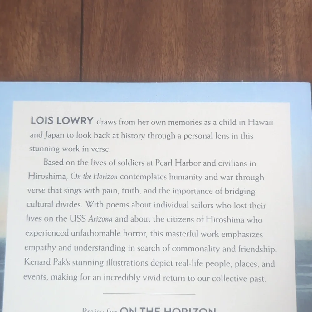 On the horizon book - Picture 3 of 4
